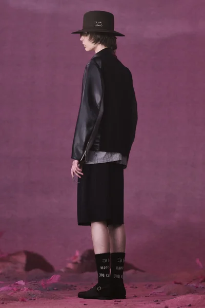 Look 23